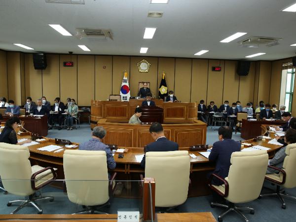 ]2020. 6. 25. 제290회 하동군의회 제1차정례회 제2차 본회의