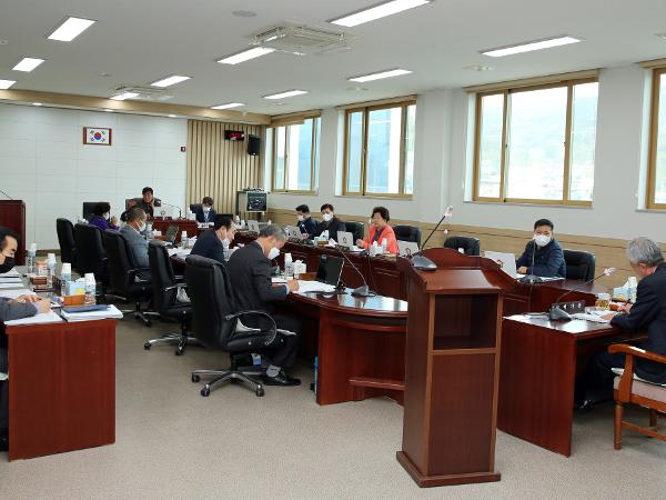 2020. 11. 02. 하동군의회 정례간담회