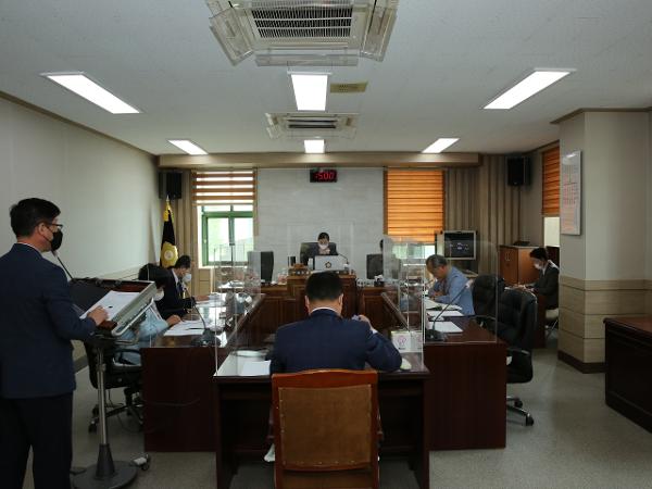 2021. 04. 23. 하동군의회 임시회 제1차 산업건설위원회