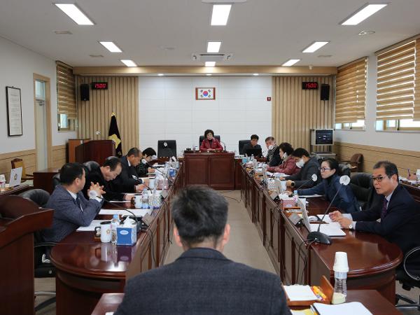 2023.02.21. 정례의원간담회