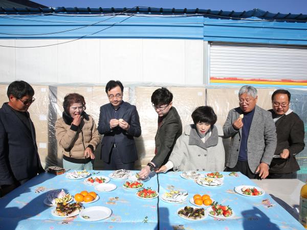 2023.12.05 옥종 딸기 수출 선적식 2