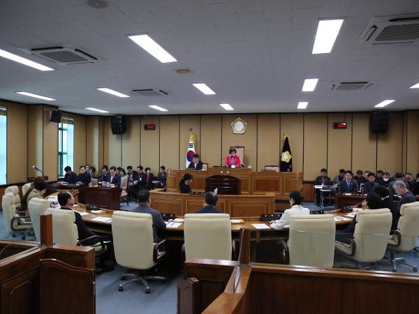 2024.01.29 제328회 하동군의회 임시회 제1차 본회의 2