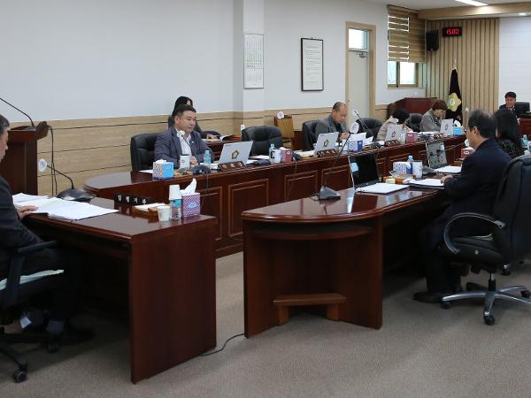 2024.01.30 제328회 하동군의회 임시회 제2차 본회의 2