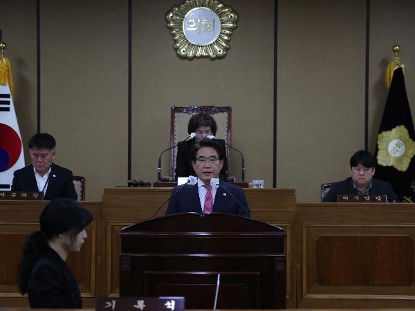 2024.02.02 제328회 하동군의회 임시회 제5차 본회의