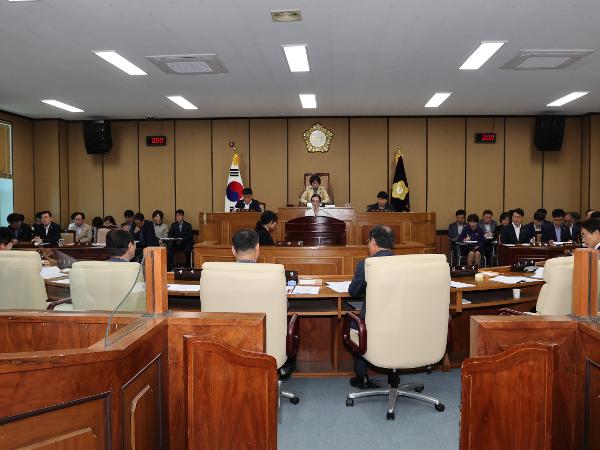 2024.05.03. 제330회 임시회 제2차 본회의 2