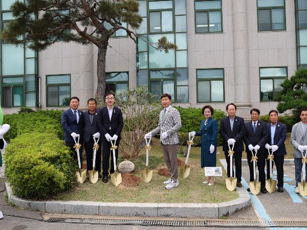 2024.05.11. 고차수 기념식수