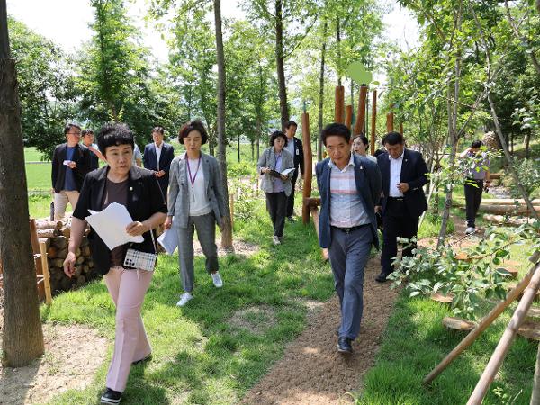 2024.06.12. 행정사무감사 어린이정원 현장점검 2