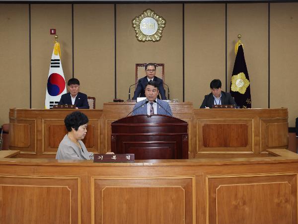 2024.07.18. 제334회 하동군의회 임시회 제2차 본회의