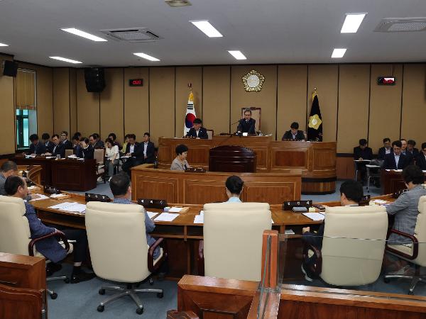 2024.07.18. 제334회 하동군의회 임시회 제2차 본회의 2