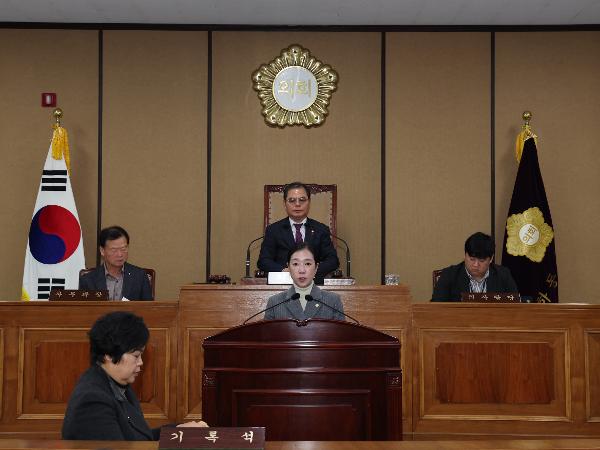 2025.01.24. 제338회 임시회 제5차 본회의 (본회의장) 2